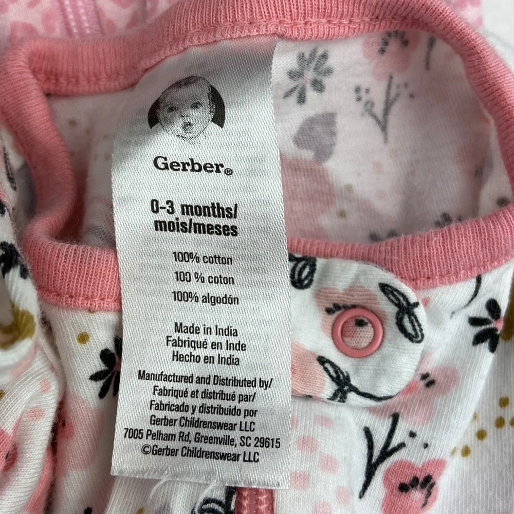 Lot of four (4) Baby Girl Gerber’s 0-3 month footie onesie pajamas